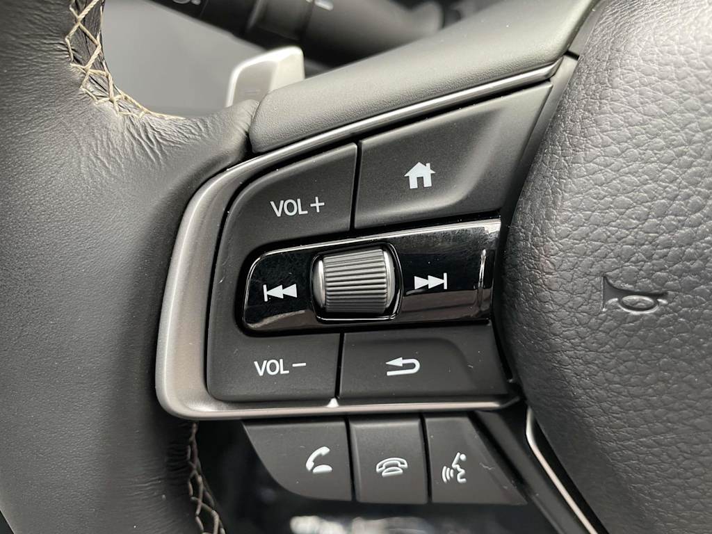 Thumbnail: 2019 Honda Insight - 20