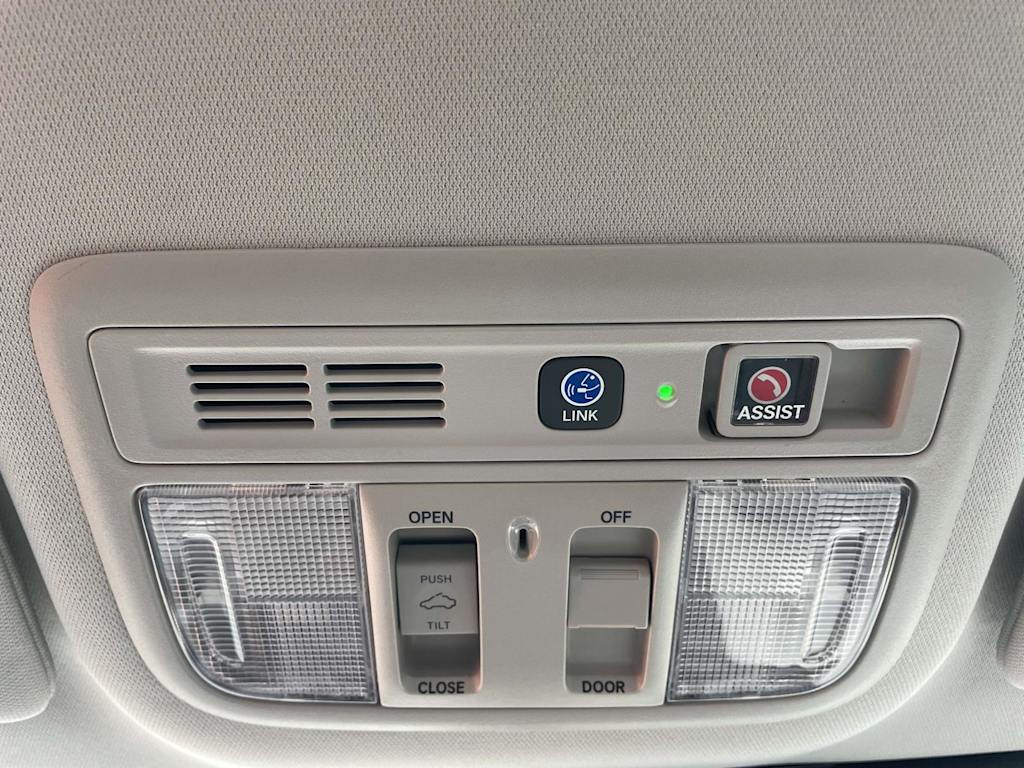 Thumbnail: 2019 Honda Insight - 23