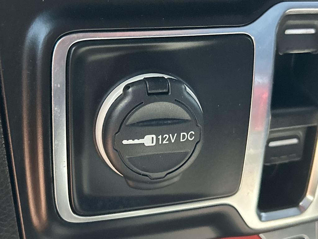 Thumbnail: 2020 Jeep Wrangler - 26