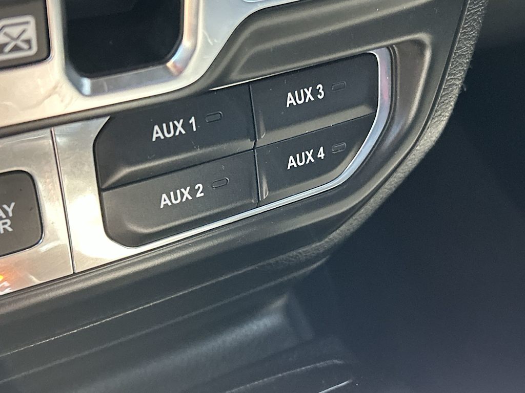 Thumbnail: 2020 Jeep Wrangler - 23