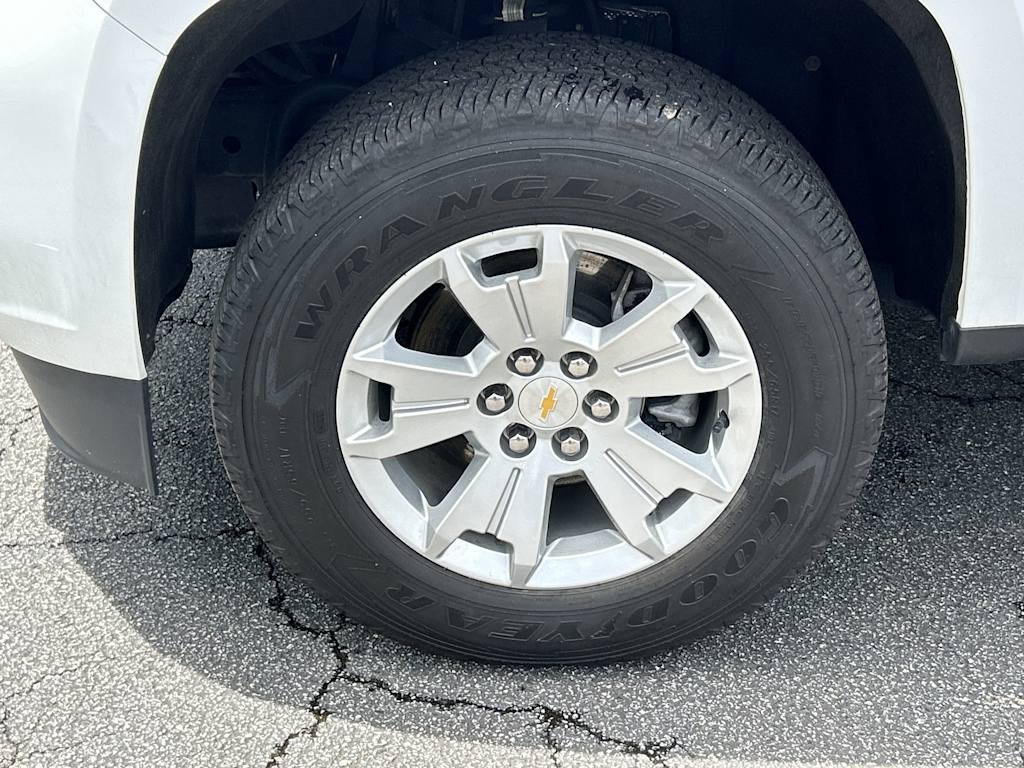 Thumbnail: 2022 Chevrolet Colorado - 6