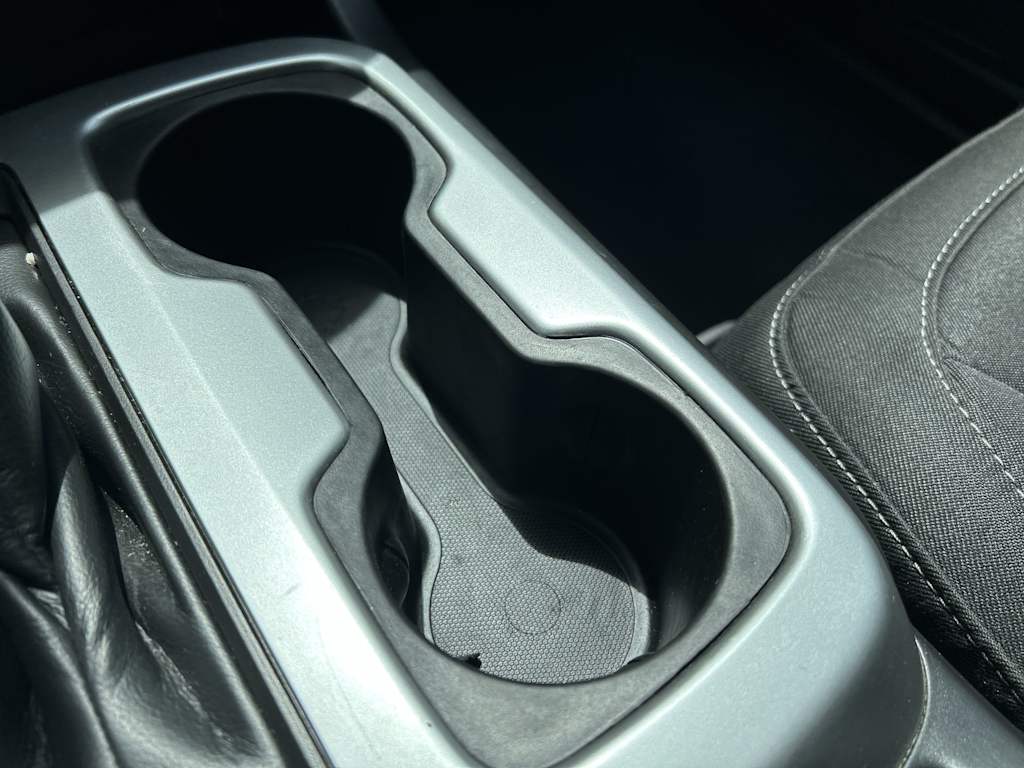 Thumbnail: 2022 Chevrolet Colorado - 22