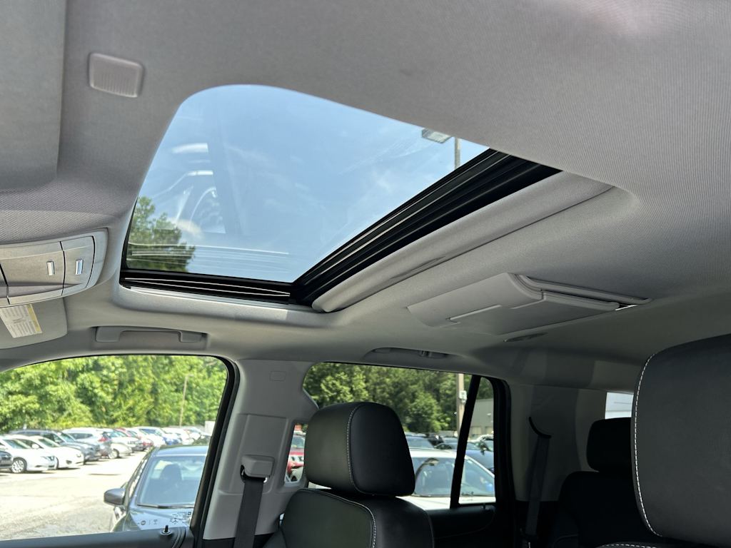 Thumbnail: 2018 GMC Yukon - 17