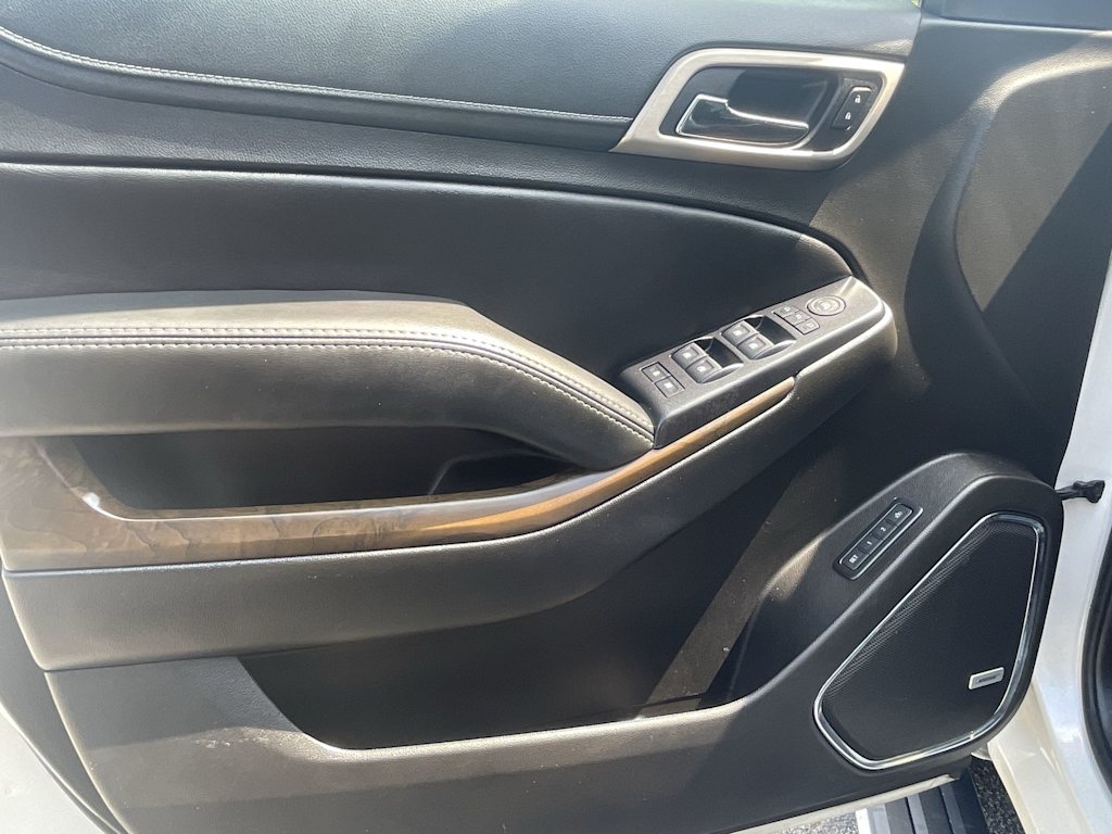 Thumbnail: 2018 GMC Yukon XL - 15