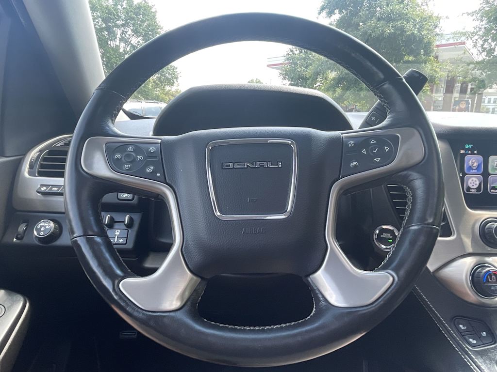 Thumbnail: 2018 GMC Yukon XL - 7