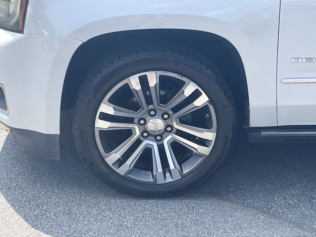Thumbnail: 2018 GMC Yukon XL - 6
