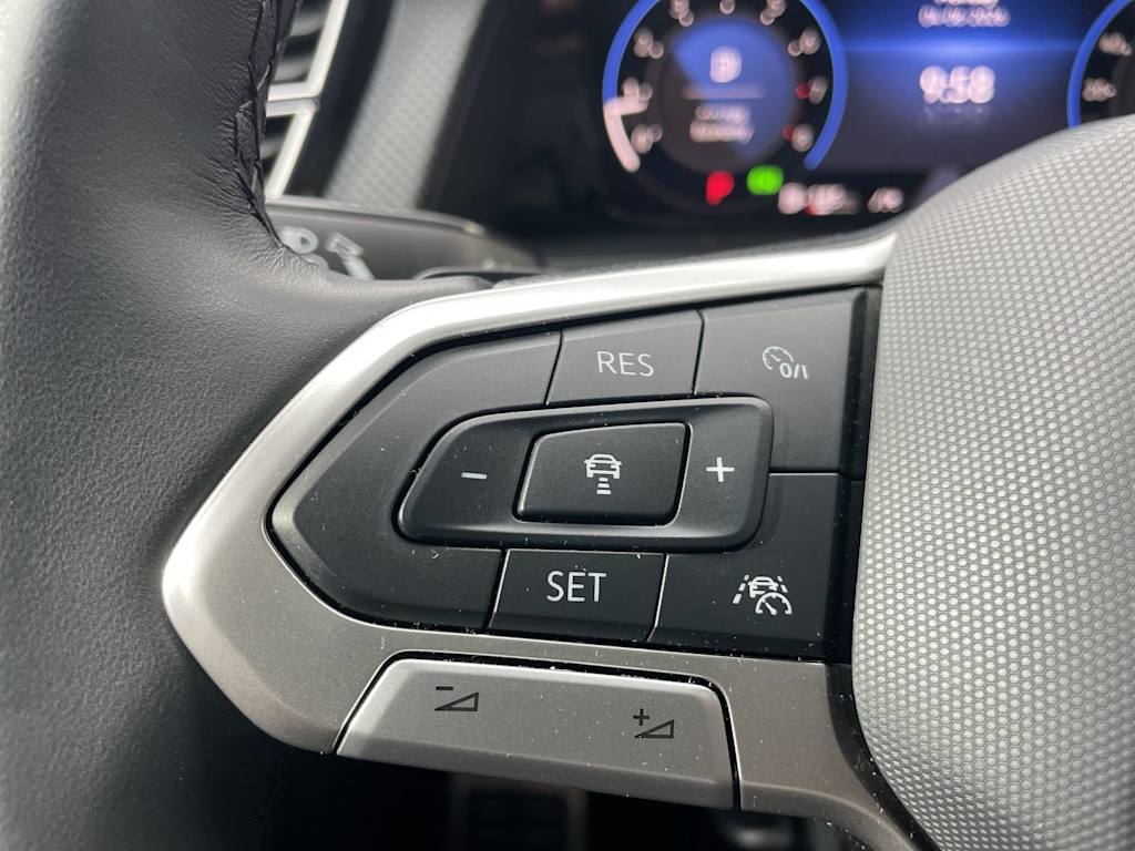 Thumbnail: 2024 Volkswagen Atlas - 18