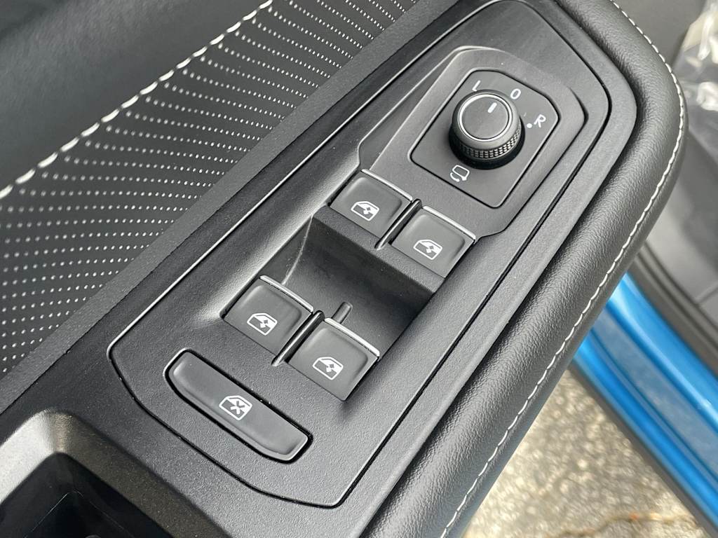 Thumbnail: 2024 Volkswagen Atlas - 17