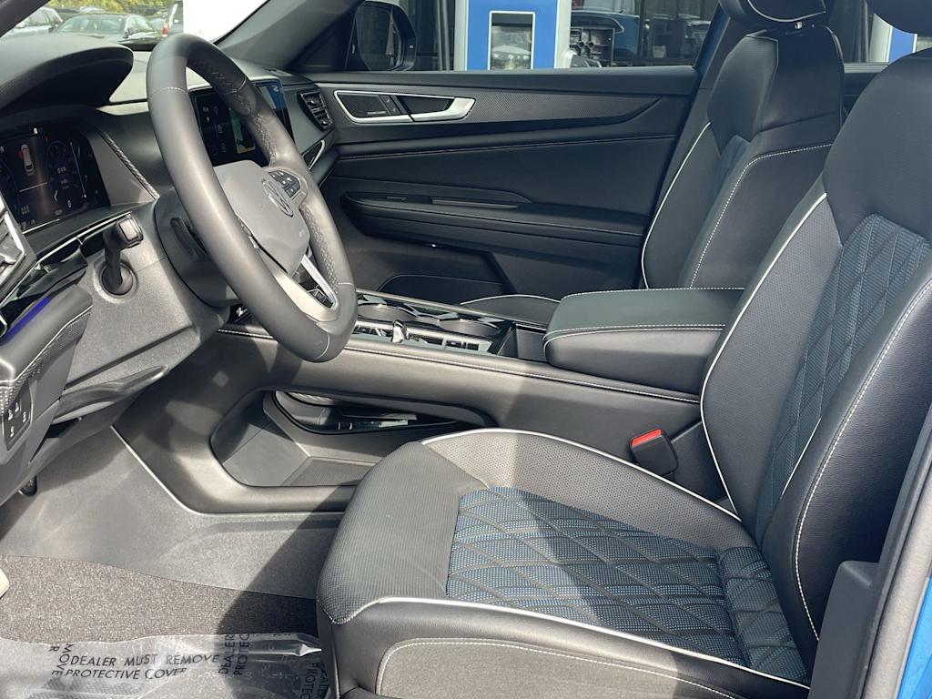 Thumbnail: 2024 Volkswagen Atlas - 8