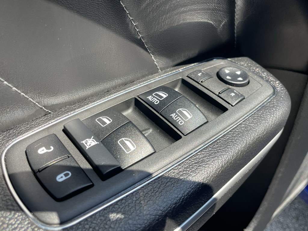 Thumbnail: 2019 Dodge Charger - 18