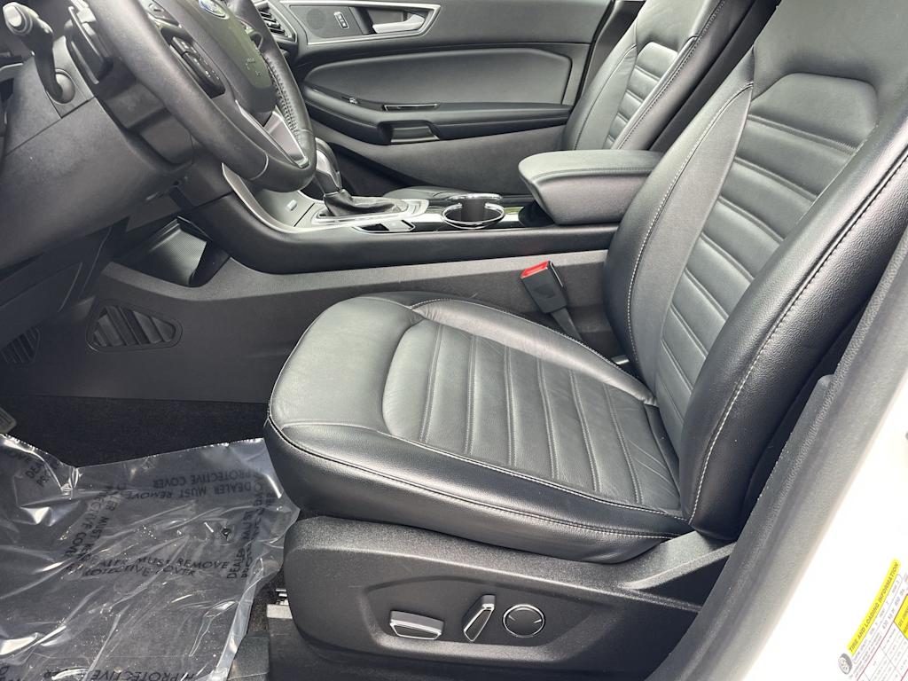 Thumbnail: 2018 Ford Edge - 8
