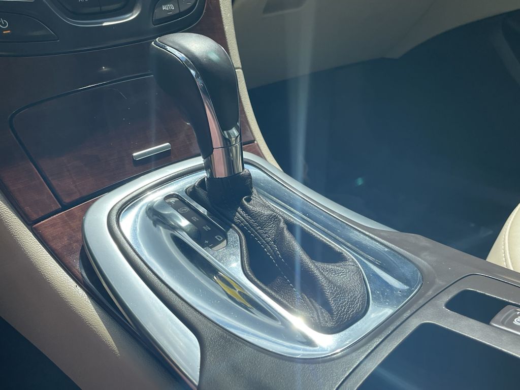 Thumbnail: 2016 Buick Regal - 11