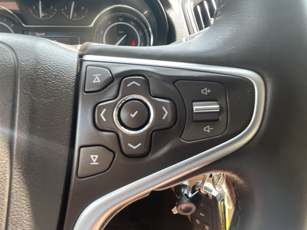 Thumbnail: 2016 Buick Regal - 18