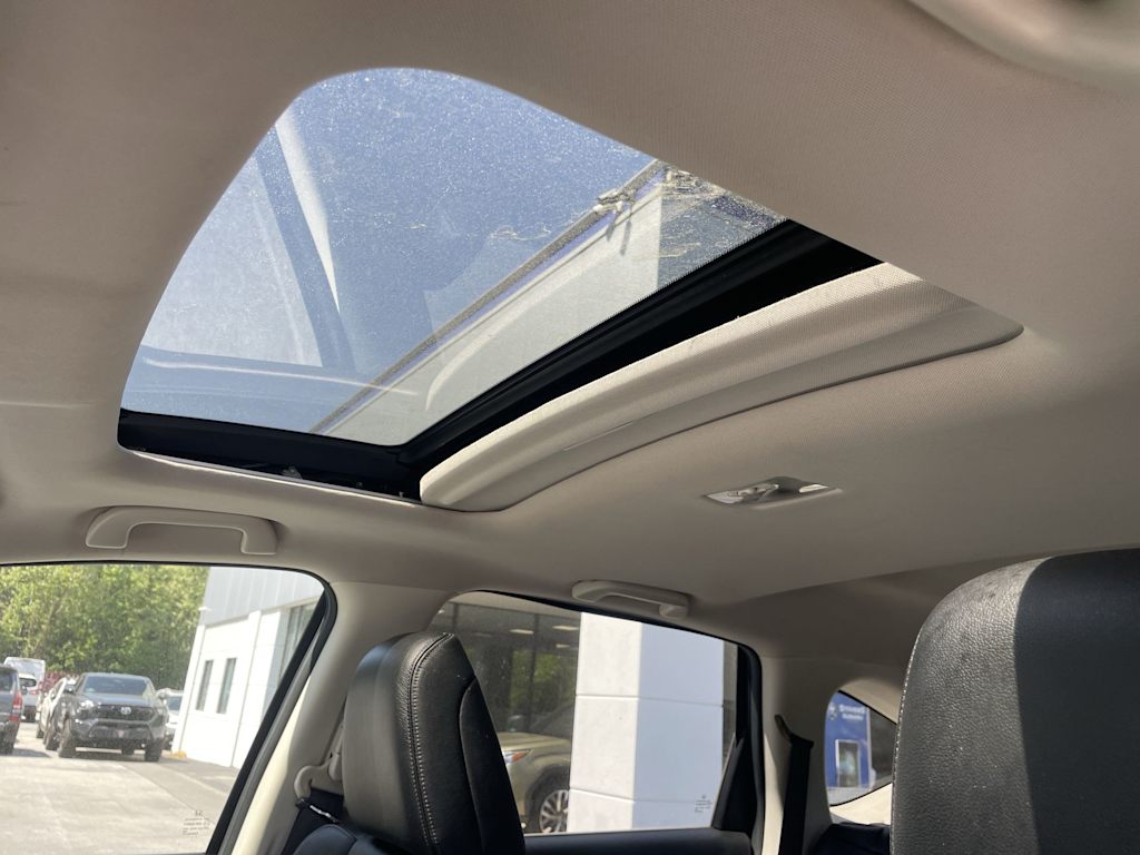 Thumbnail: 2013 Honda CR-V - 16