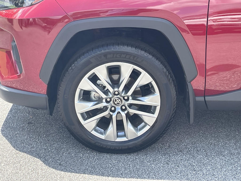 Thumbnail: 2025 Toyota RAV4 - 6