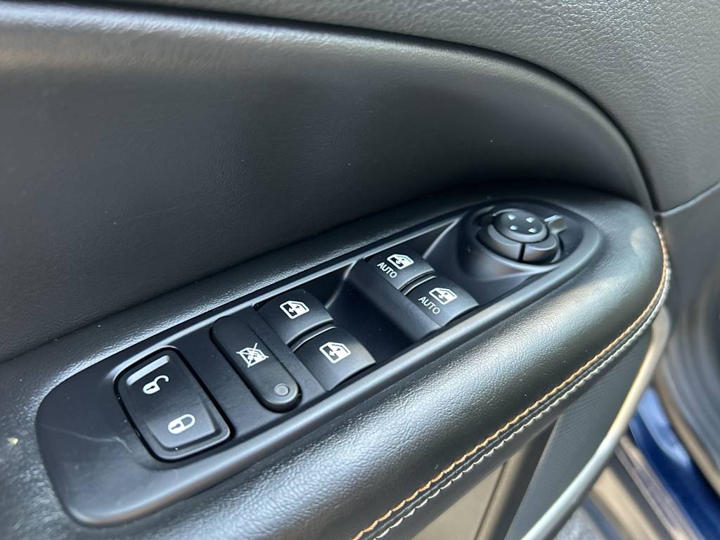 Thumbnail: 2019 Jeep Compass - 17