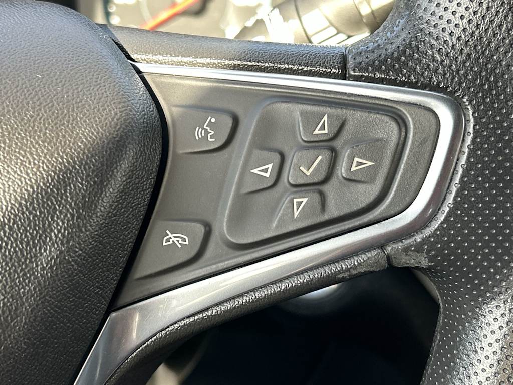 Thumbnail: 2019 Chevrolet Equinox - 18