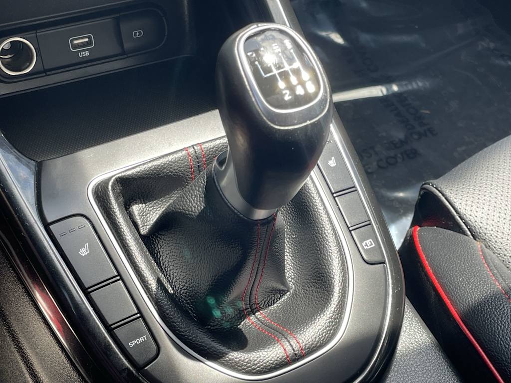Thumbnail: 2022 Kia Forte - 11