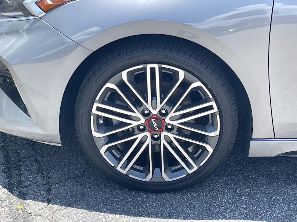 Thumbnail: 2022 Kia Forte - 6