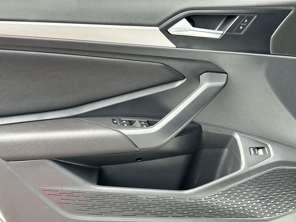 Thumbnail: 2019 Volkswagen Jetta - 12