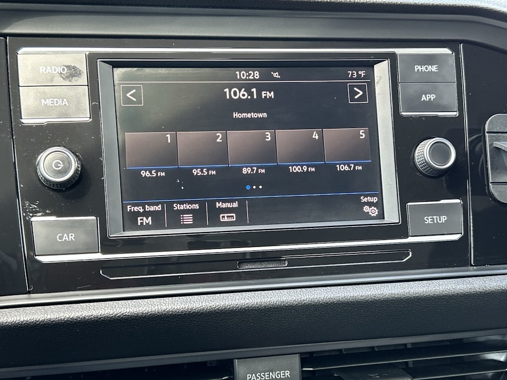 Thumbnail: 2019 Volkswagen Jetta - 16