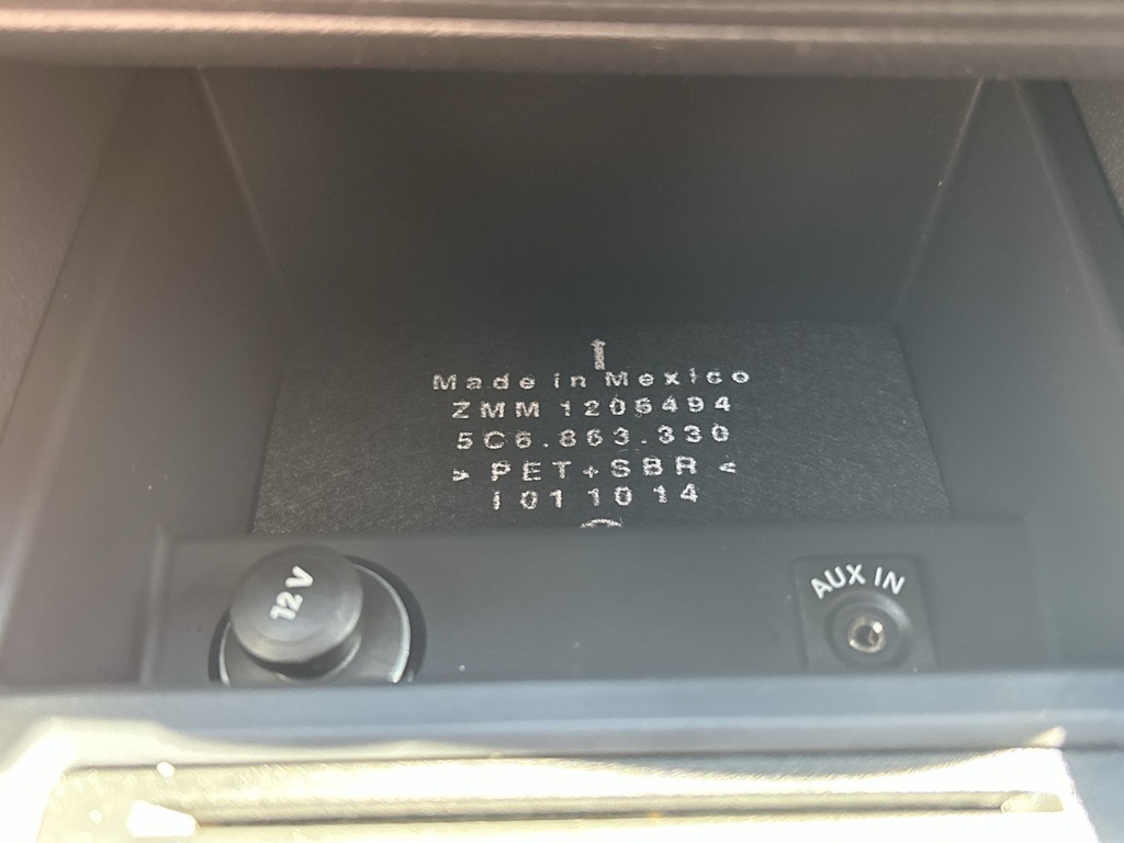 Thumbnail: 2014 Volkswagen Jetta - 19