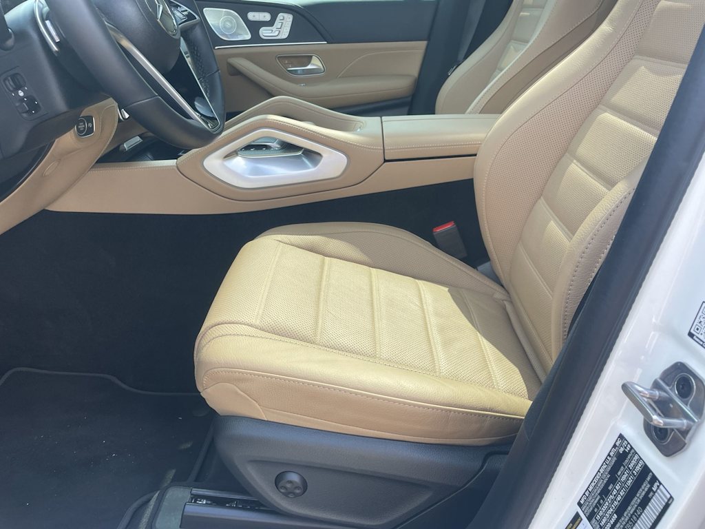 Thumbnail: 2026 Mercedes-Benz GLE - 9