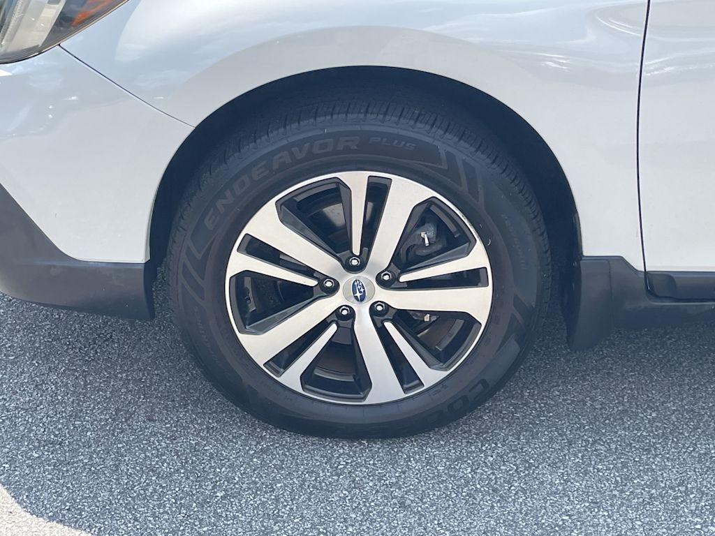 Thumbnail: 2018 Subaru Outback - 6