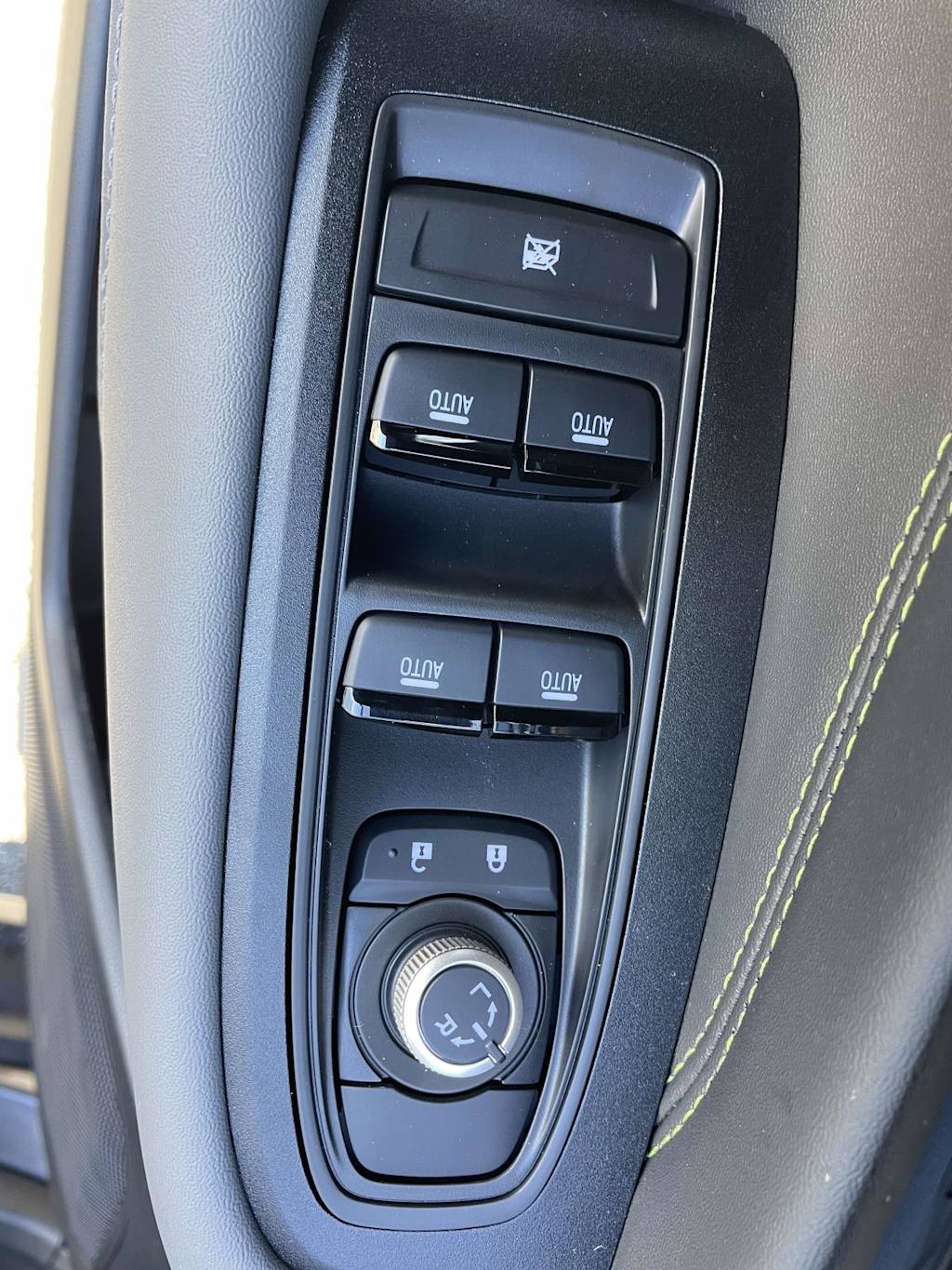 Thumbnail: 2025 Subaru Outback - 17