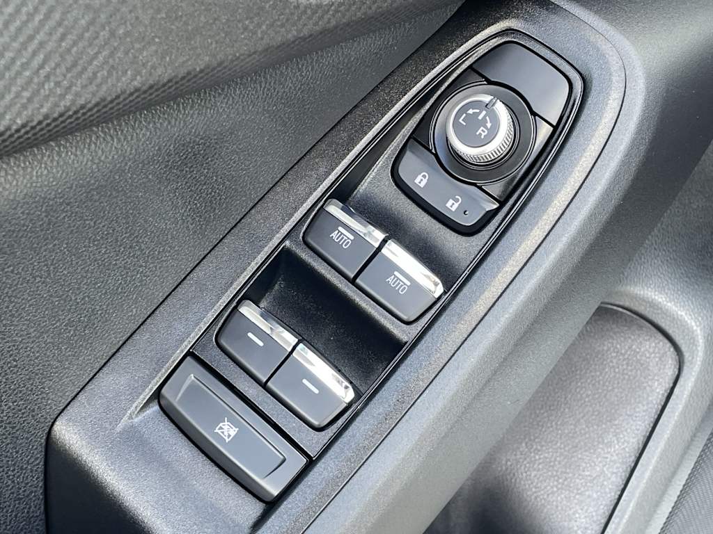 Thumbnail: 2025 Subaru Crosstrek - 19