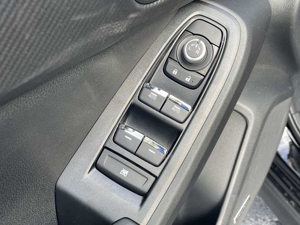 Thumbnail: 2025 Subaru Crosstrek - 11