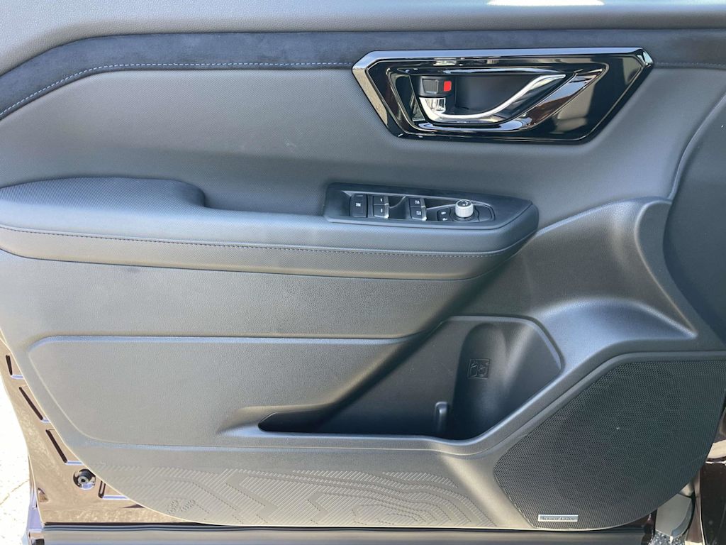 Thumbnail: 2026 Subaru Forester - 16