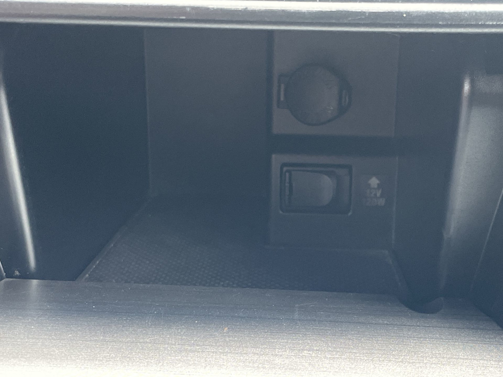 Thumbnail: 2012 Toyota Camry - 13