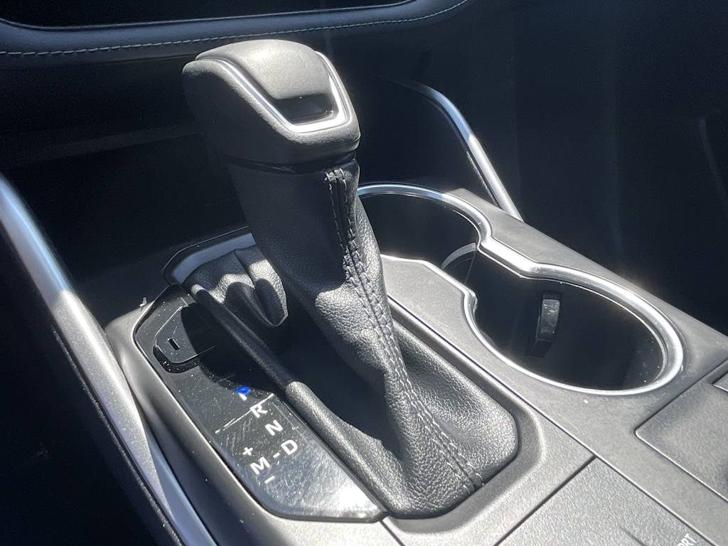 Thumbnail: 2023 Toyota Highlander - 11
