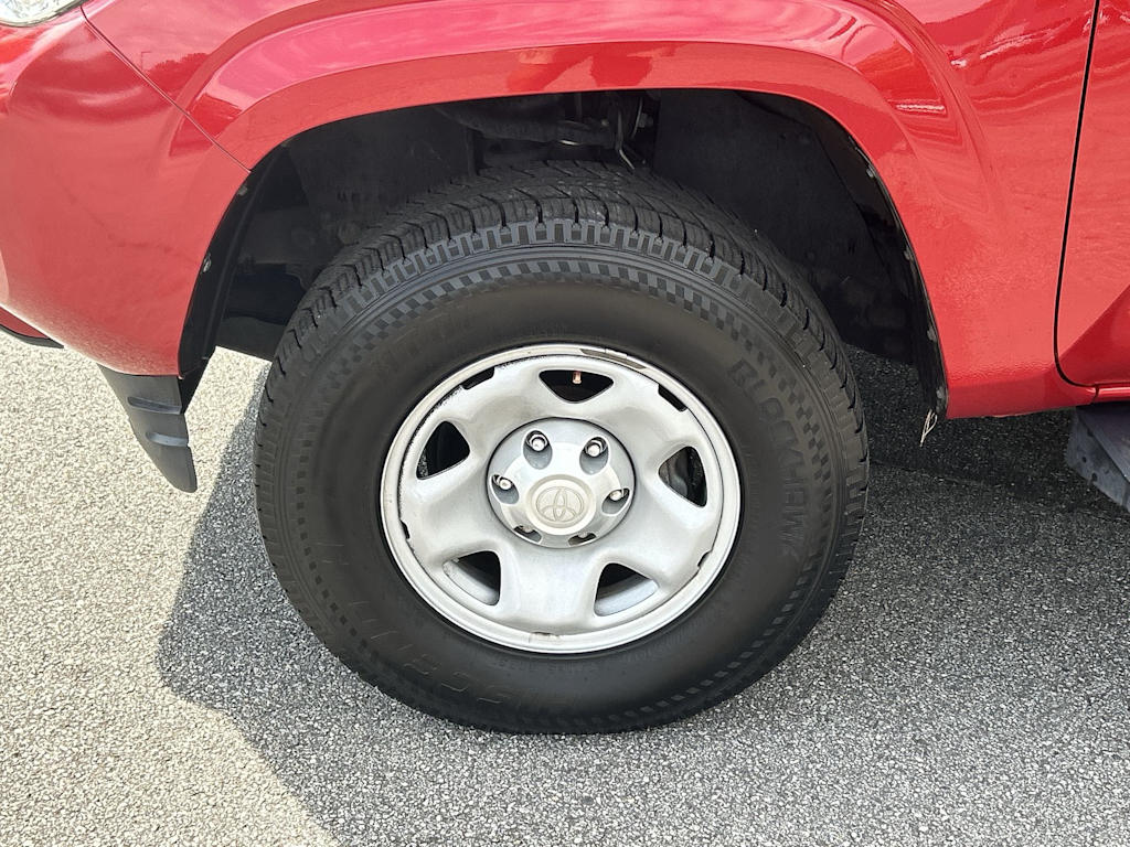 Thumbnail: 2020 Toyota Tacoma - 6
