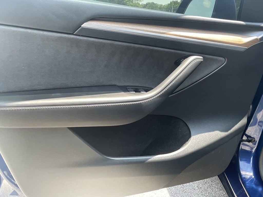 Thumbnail: 2023 Tesla Model Y - 17