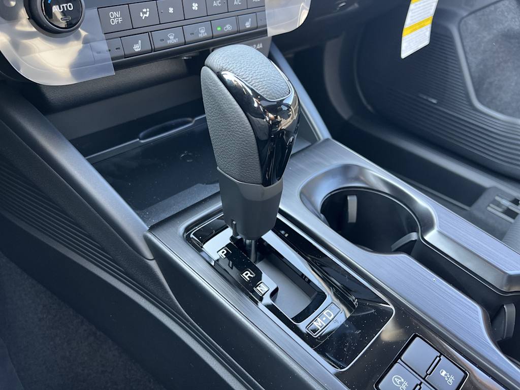 Thumbnail: 2026 Subaru Outback - 10