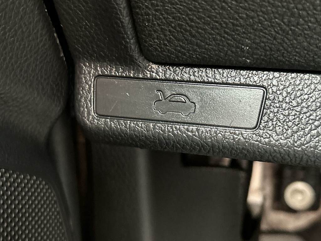 Thumbnail: 2017 Subaru Forester - 27