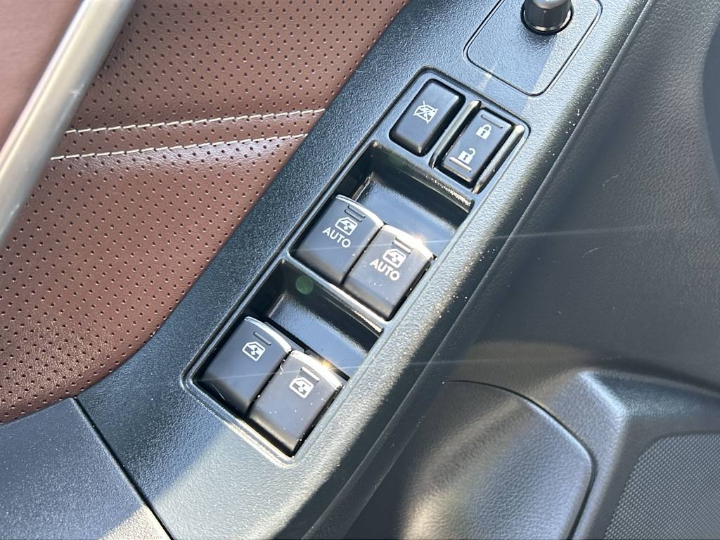 Thumbnail: 2017 Subaru Forester - 18
