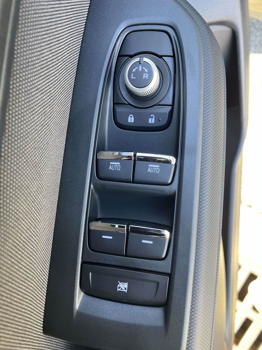 Thumbnail: 2025 Subaru Forester - 16