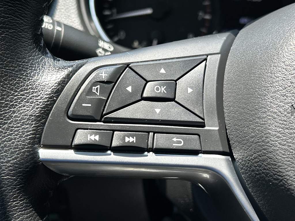 Thumbnail: 2020 Nissan Rogue - 20