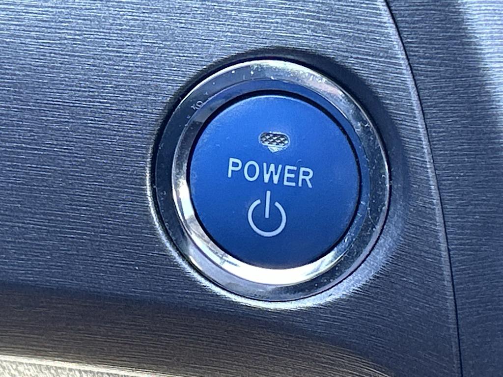Thumbnail: 2014 Toyota Prius - 21
