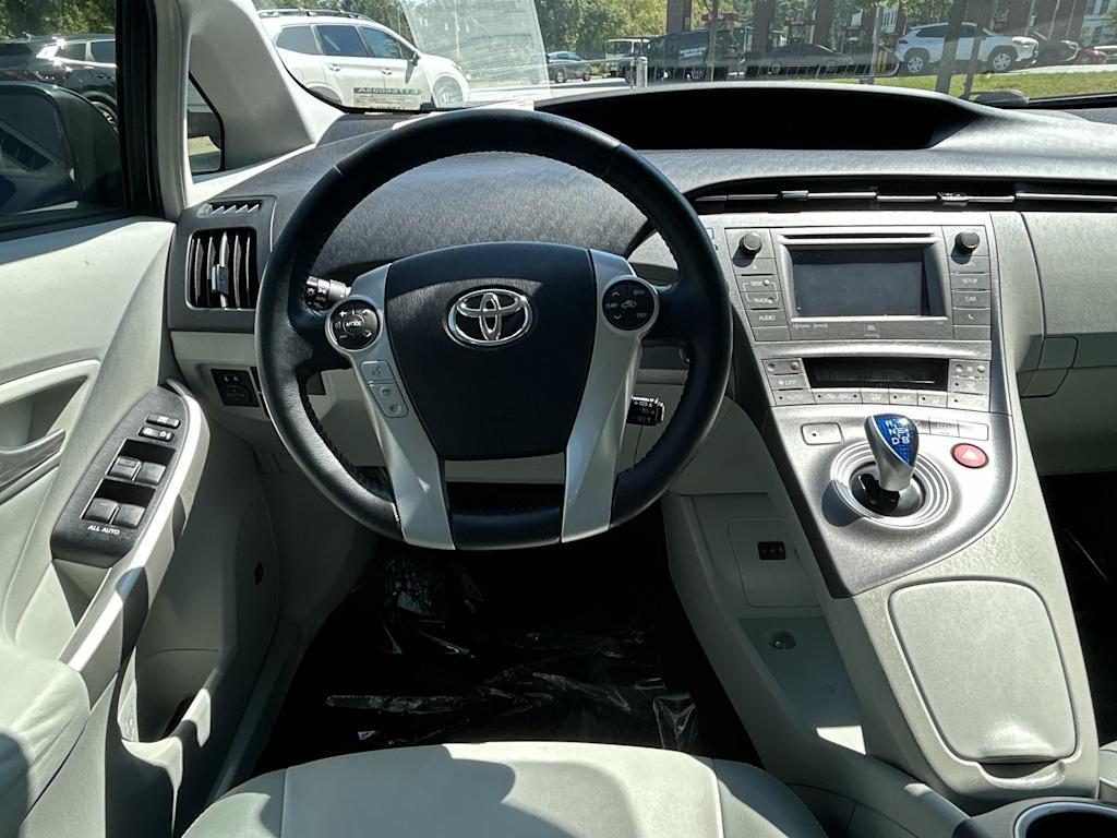 Thumbnail: 2014 Toyota Prius - 2