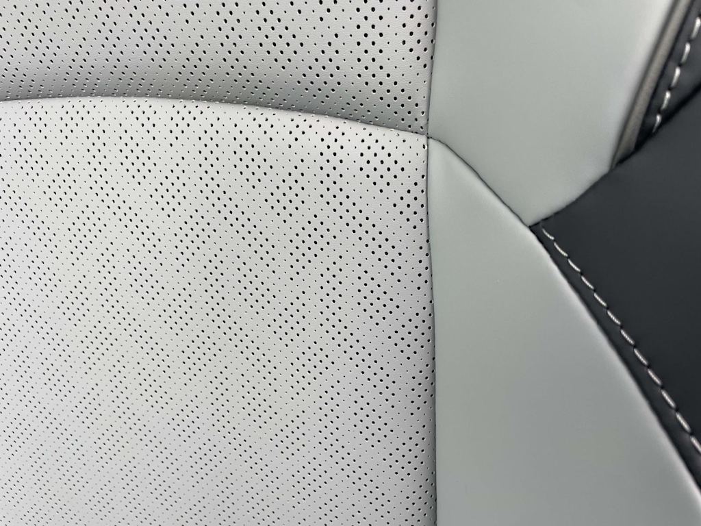 Thumbnail: 2026 Subaru Solterra - 9