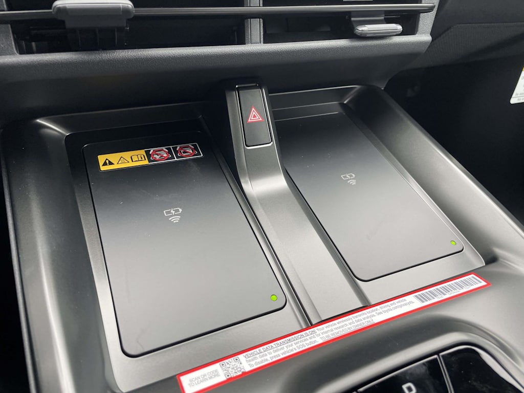 Thumbnail: 2026 Subaru Solterra - 12