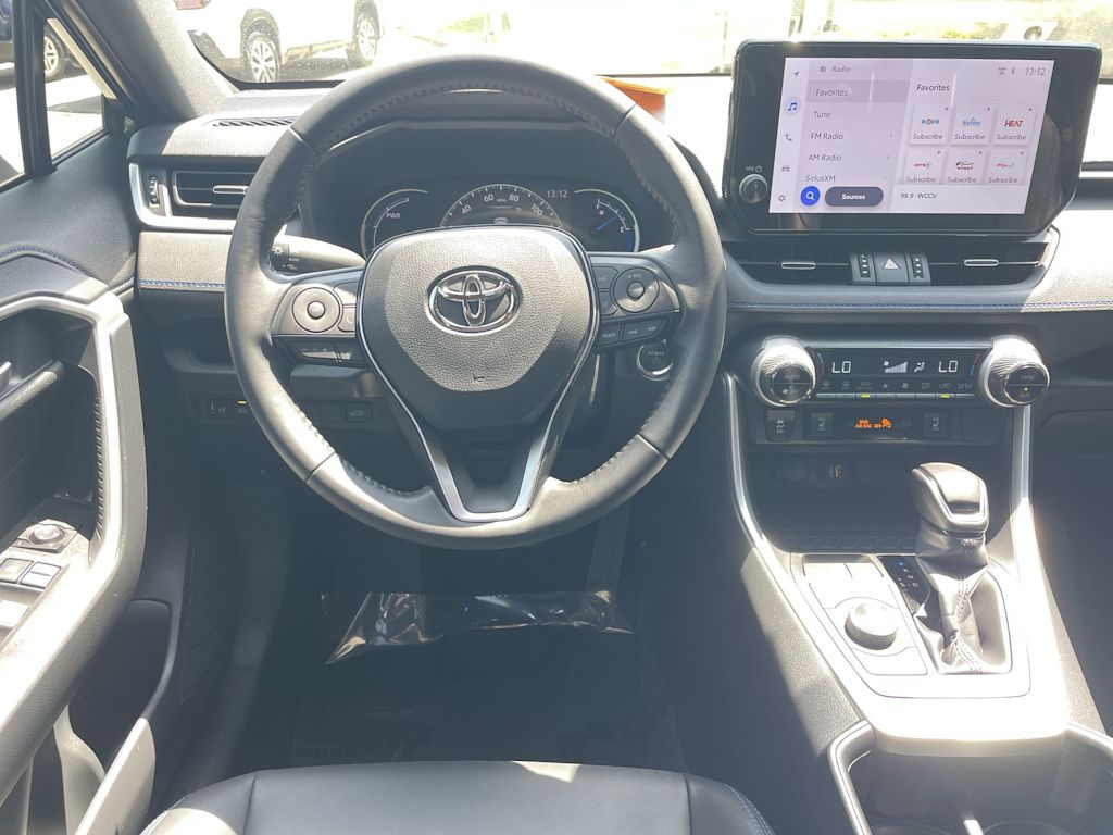 Thumbnail: 2025 Toyota RAV4 - 2
