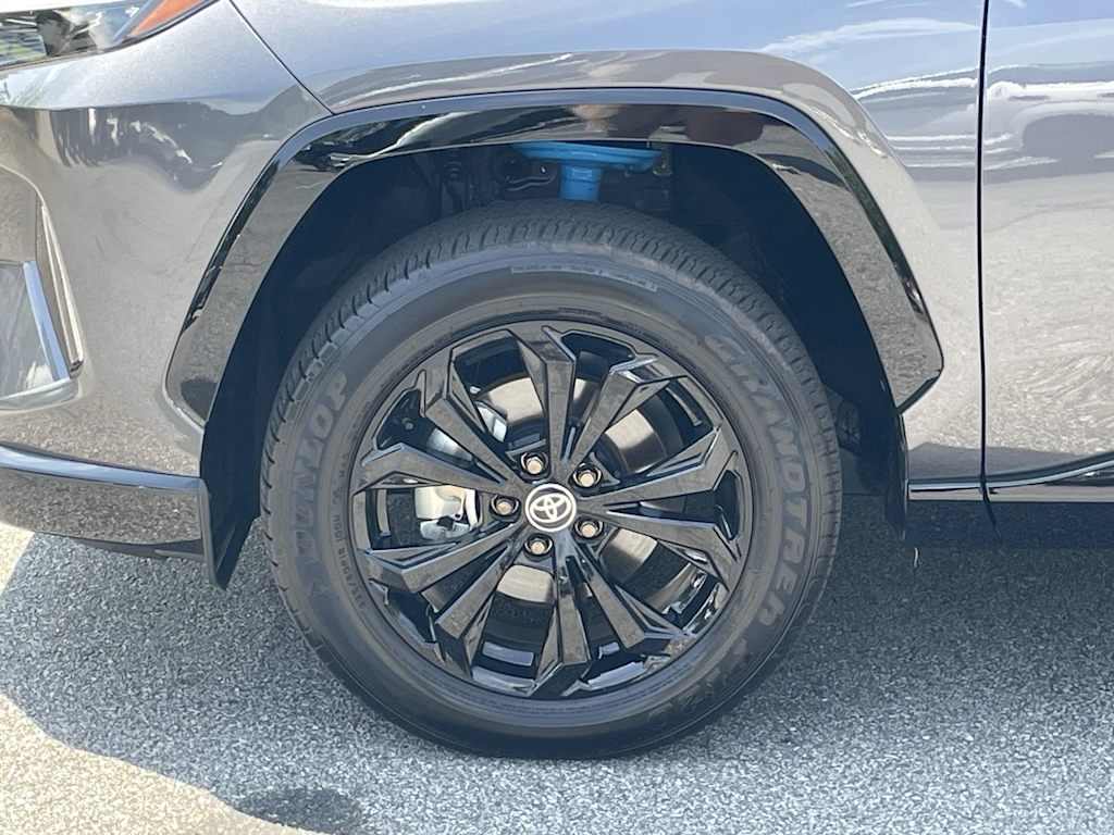 Thumbnail: 2025 Toyota RAV4 - 6