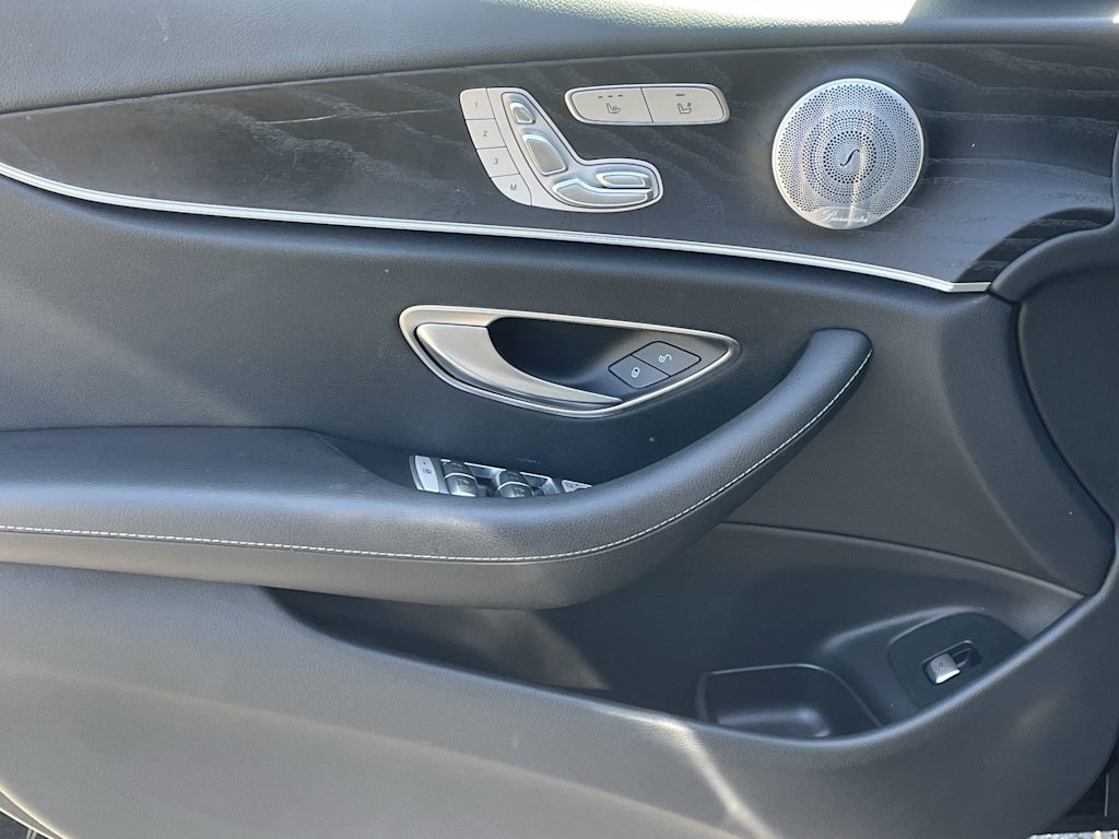 Thumbnail: 2020 Mercedes-Benz E-Class - 18