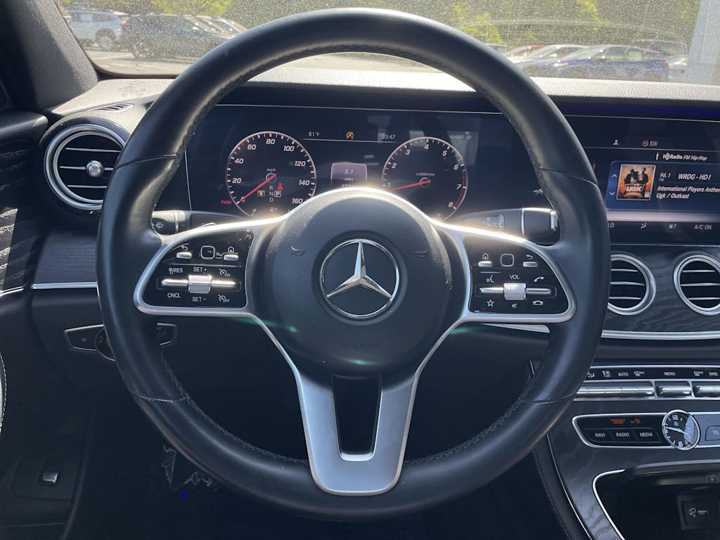 Thumbnail: 2020 Mercedes-Benz E-Class - 8