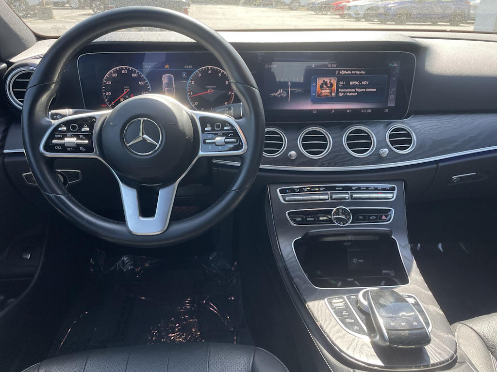 Thumbnail: 2020 Mercedes-Benz E-Class - 2